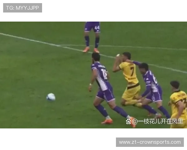 为什么轻微接触也会被判犯规？足球“接触犯规”的判罚逻辑解析