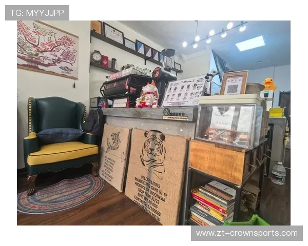 吴向东打卡豪宅，沙发上一坐就是半天，感觉他家比咖啡厅还安逸！