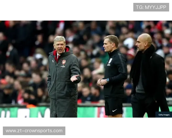 伤停补时由裁判根据比赛中断与犯规时间计算并决定终止